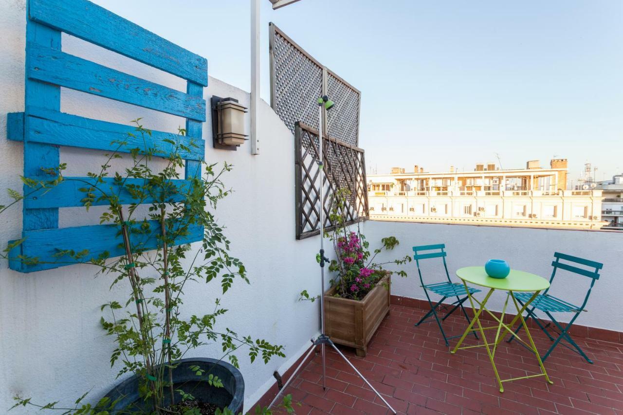 Atico Resitur Triana Seville Exterior photo