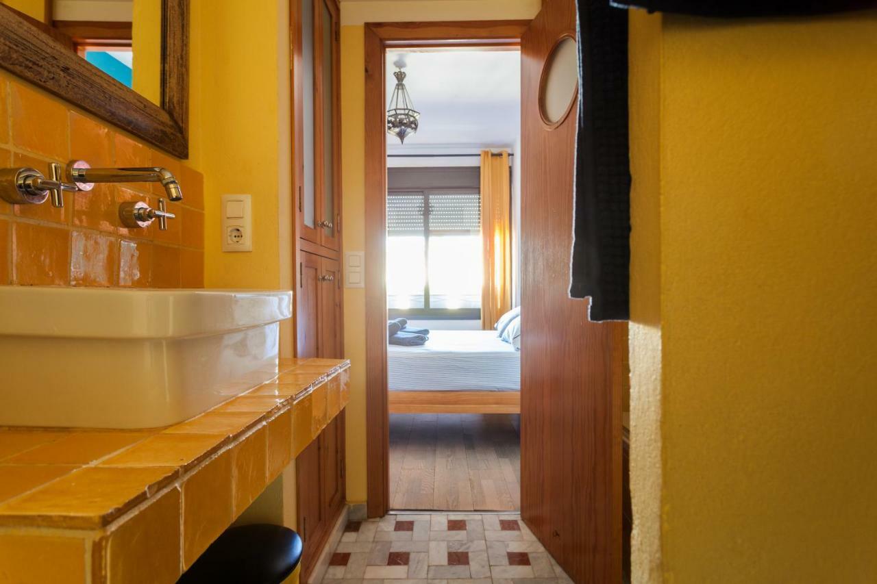 Atico Resitur Triana Seville Exterior photo